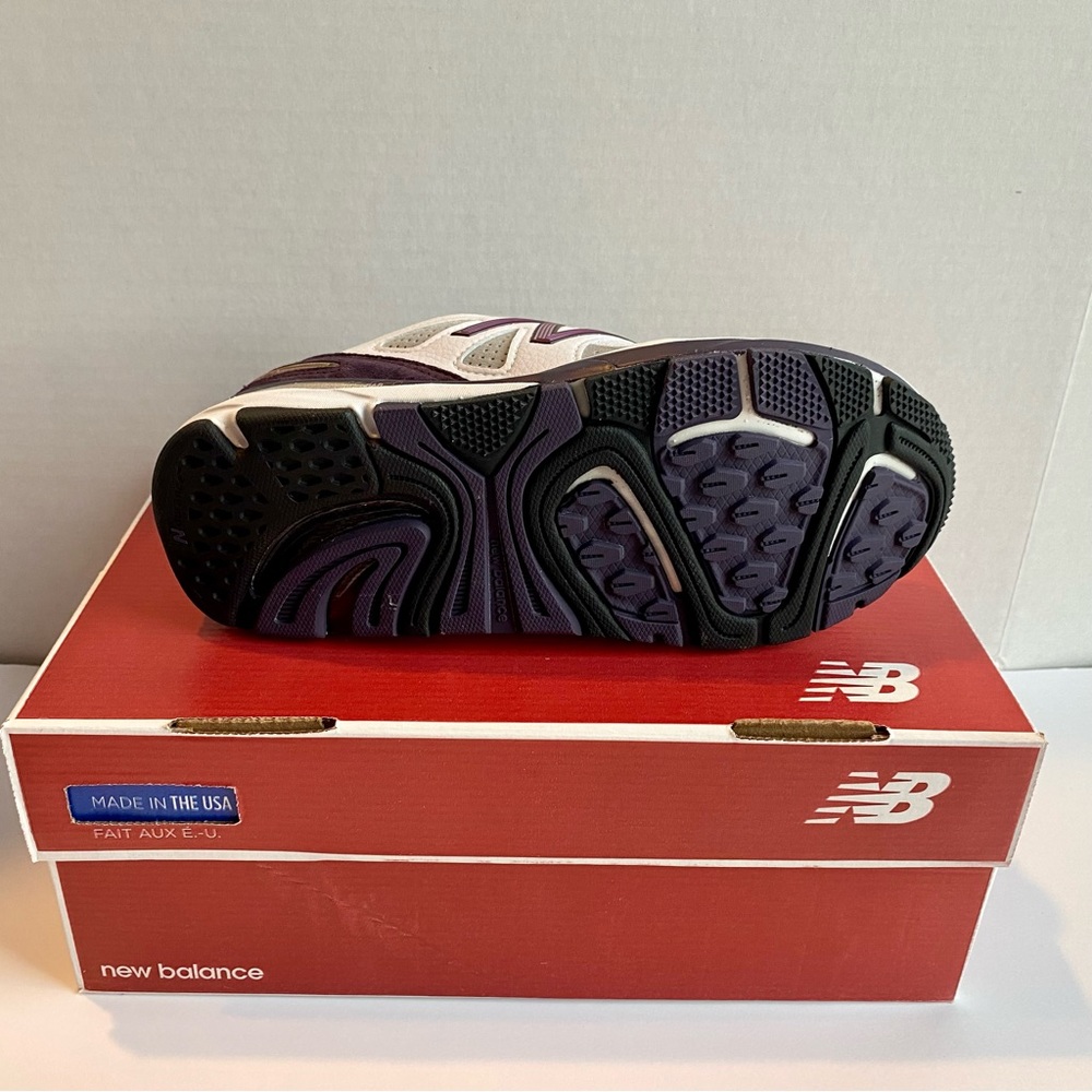 New Balance Women’s 8 Wide W1540 Running Shoe - Picture 6 of 9